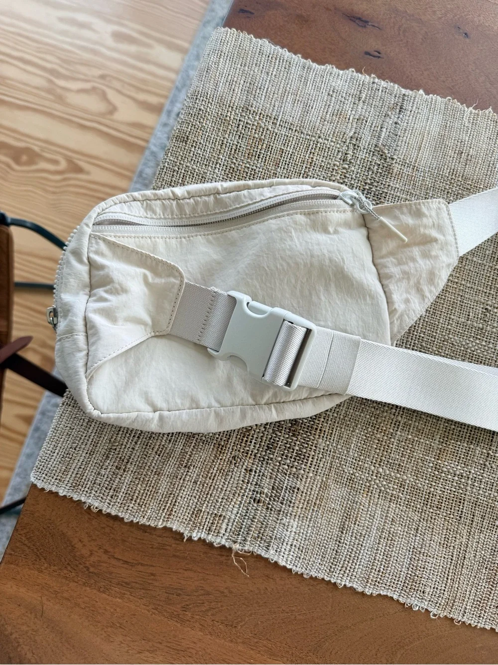Lululemon Cream Women’s crossbody bag.
